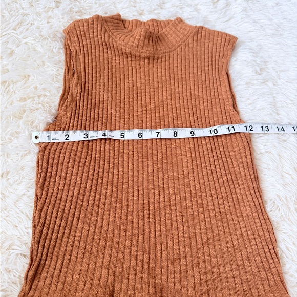 Small Top Bundle - Picture 5 of 8